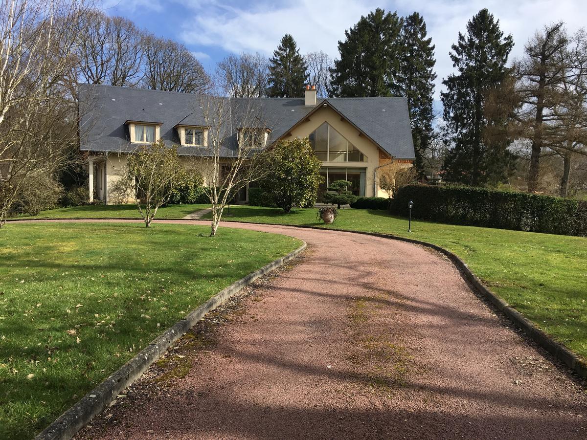 Hotel Au Charme du Lac Piscine&Spa à Forges-les-Eaux Extérieur photo